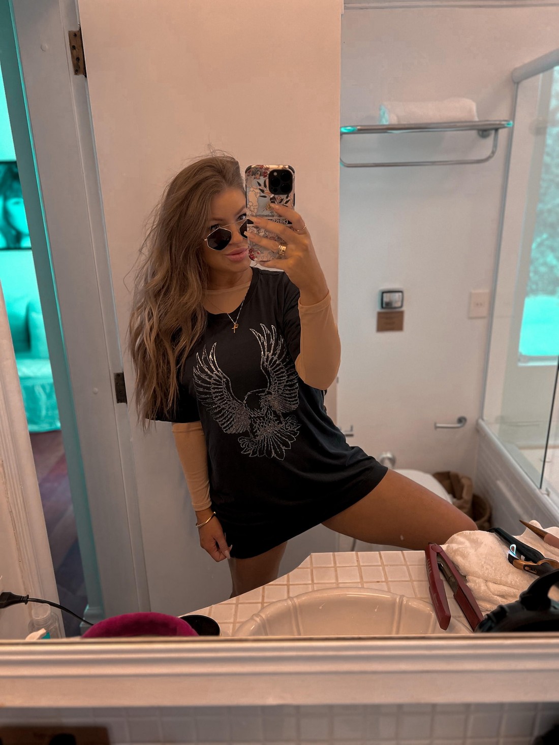 Blusa manga longa em tule bege Blusa manga longa em tule bege