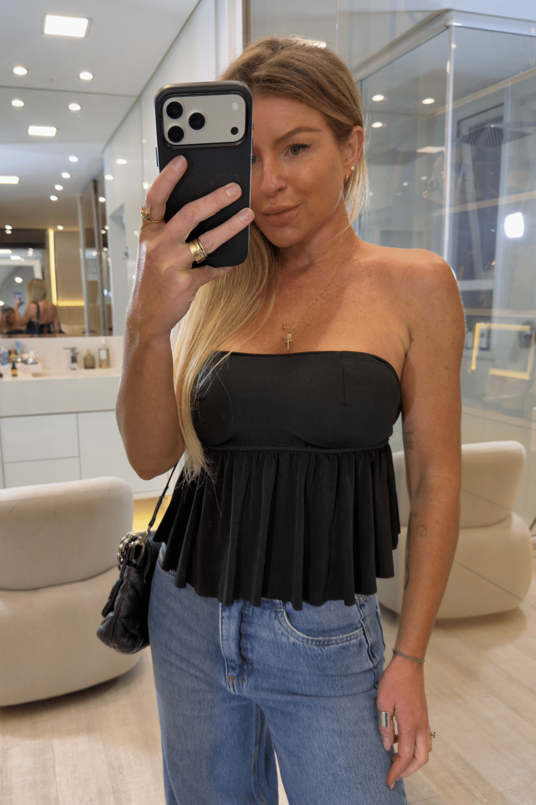 Cropped tomara que caia com babados Mayla Cropped tomara que caia com babados Mayla