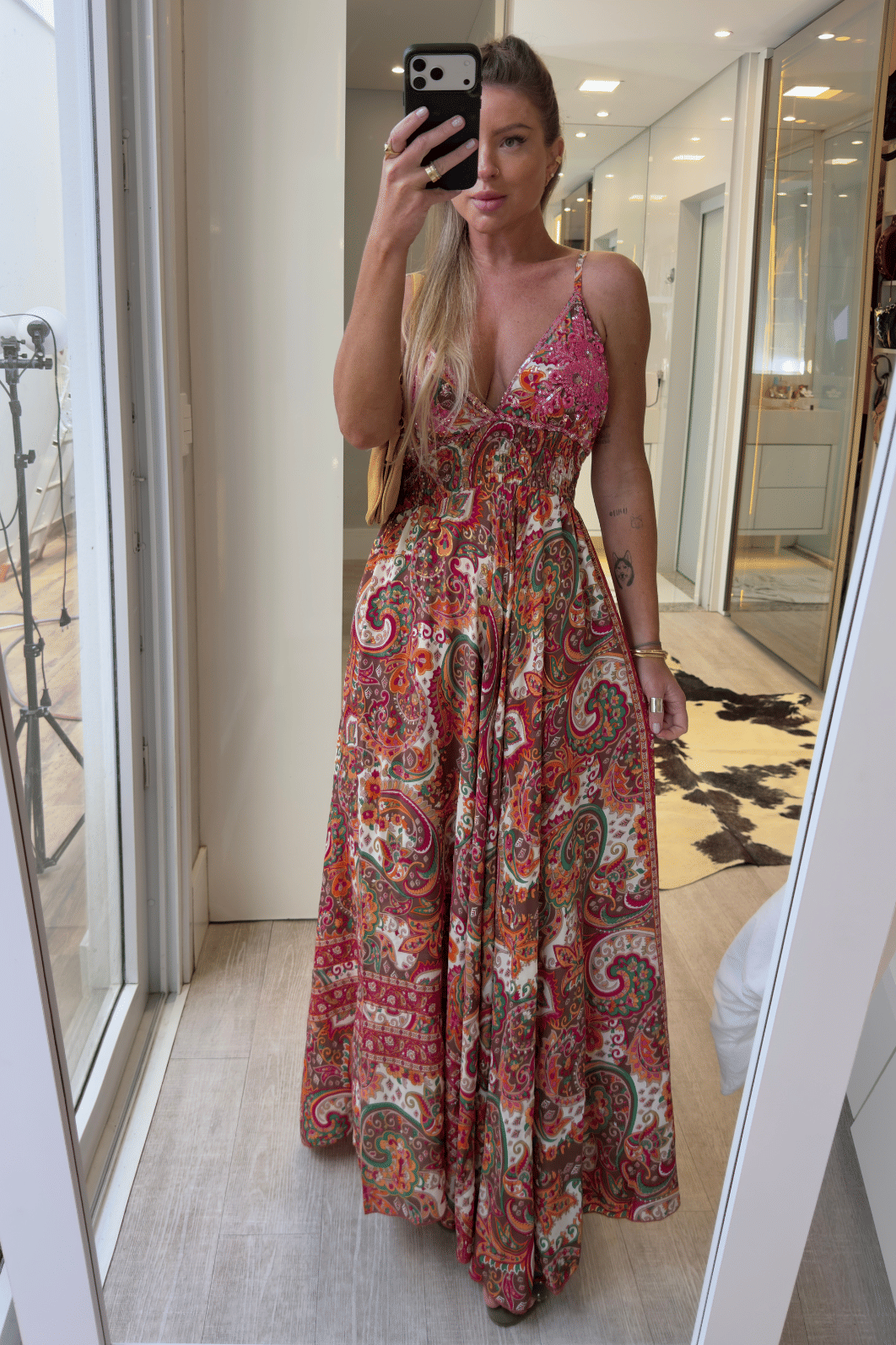 Vestido longo com detalhes bordados Indiano Vestido longo com detalhes bordados Indiano