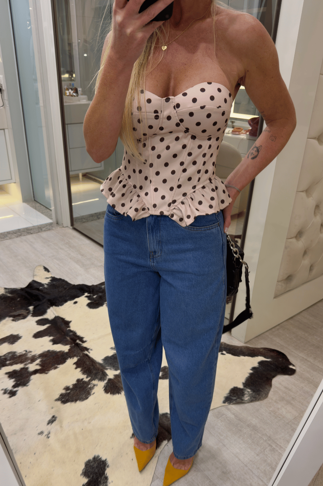 Cropped corset estampa poá Amélie bege