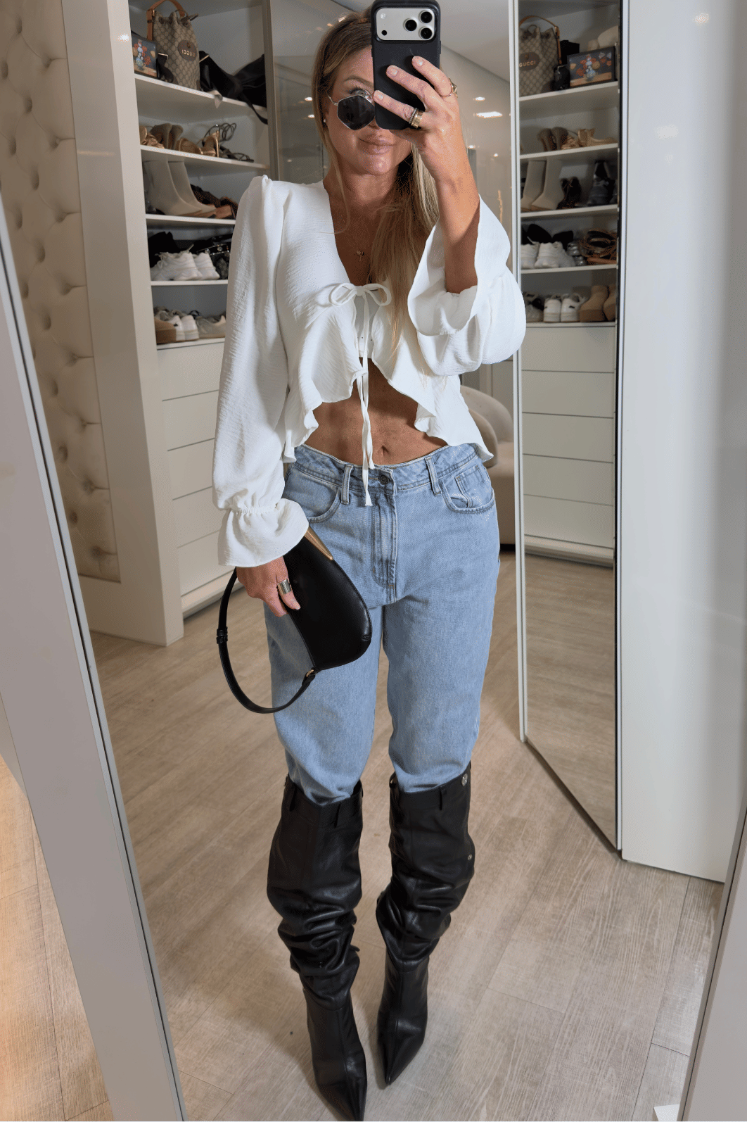 Blusa cropped manga longa com babado Monica BRANCA Blusa cropped manga longa com babado Monica BRANCA