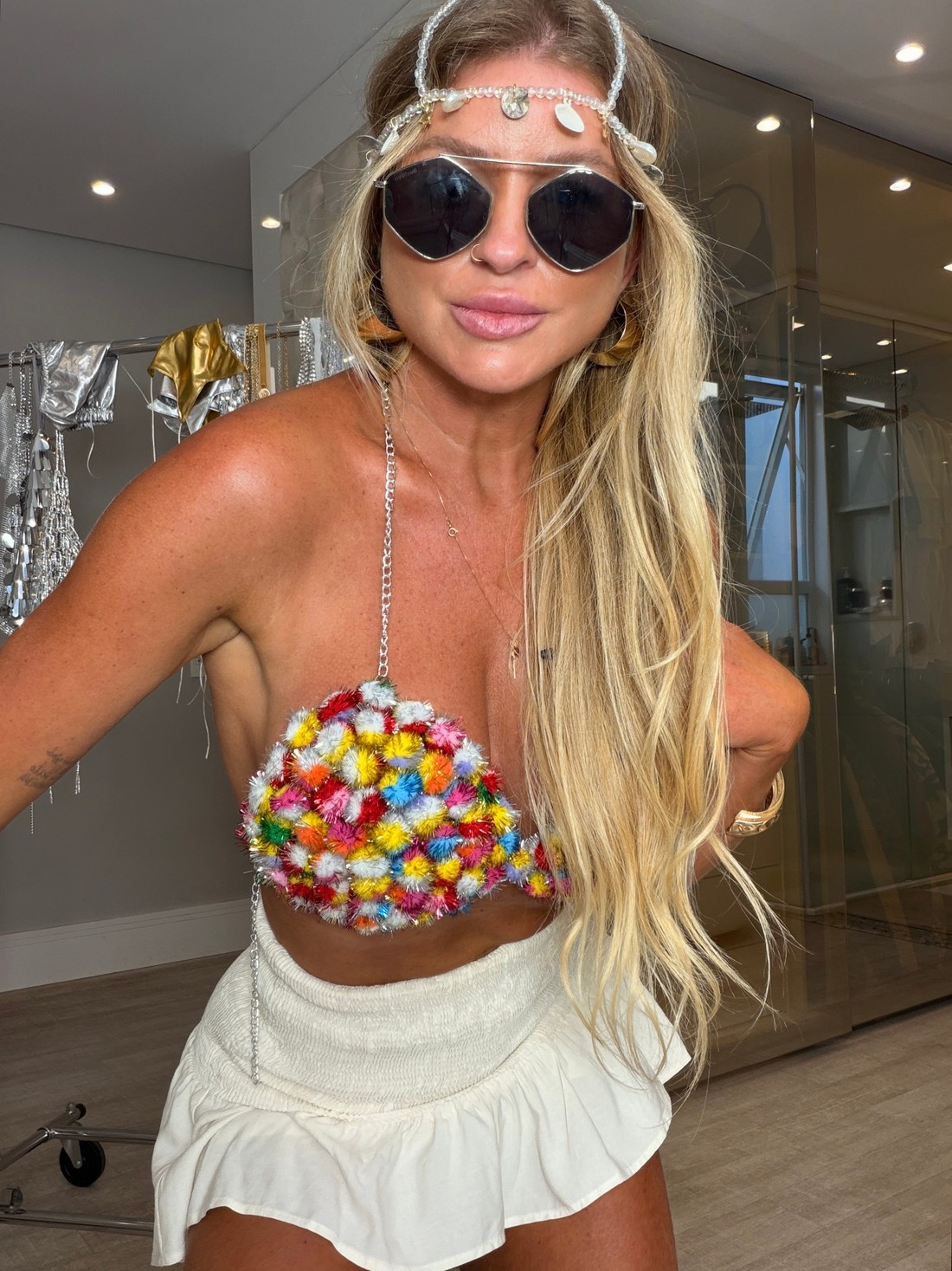 Top frente única de pedrarias Bicolor