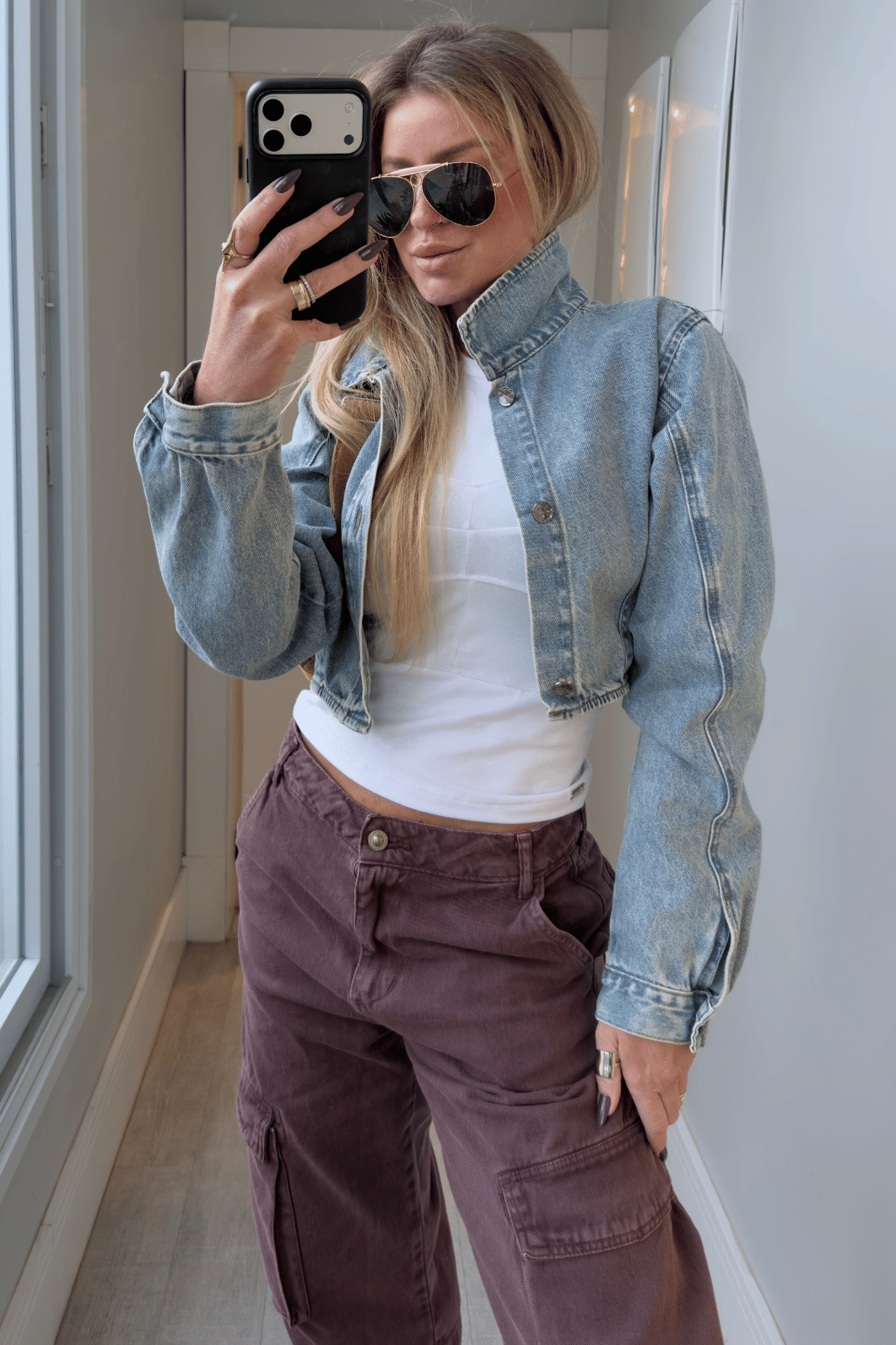 Blusa básica com recortes