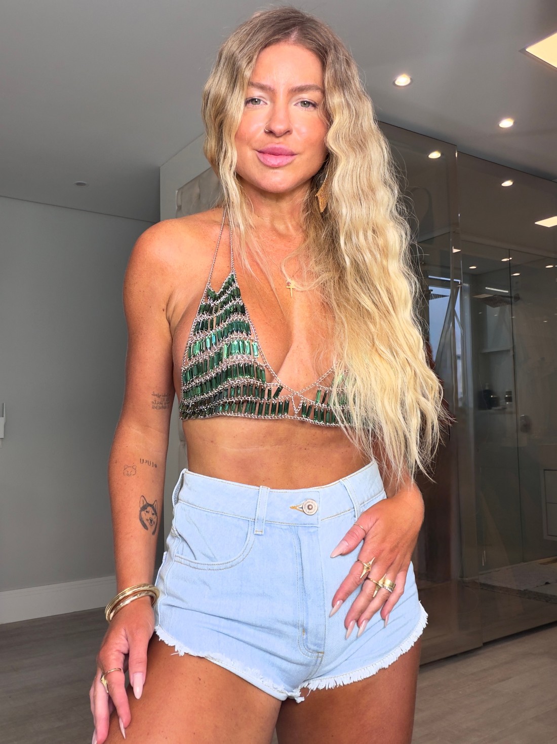 Top frente única de pedraria lua Top frente única de pedraria lua