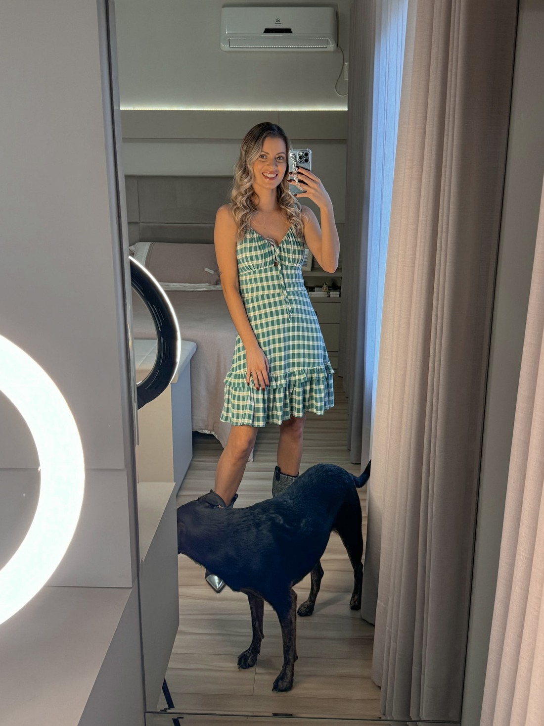 Vestido de alcinhas com decote princesa estampa xadrez verde e vermelho fran Vestido de alcinhas com decote princesa estampa xadrez verde e vermelho fran