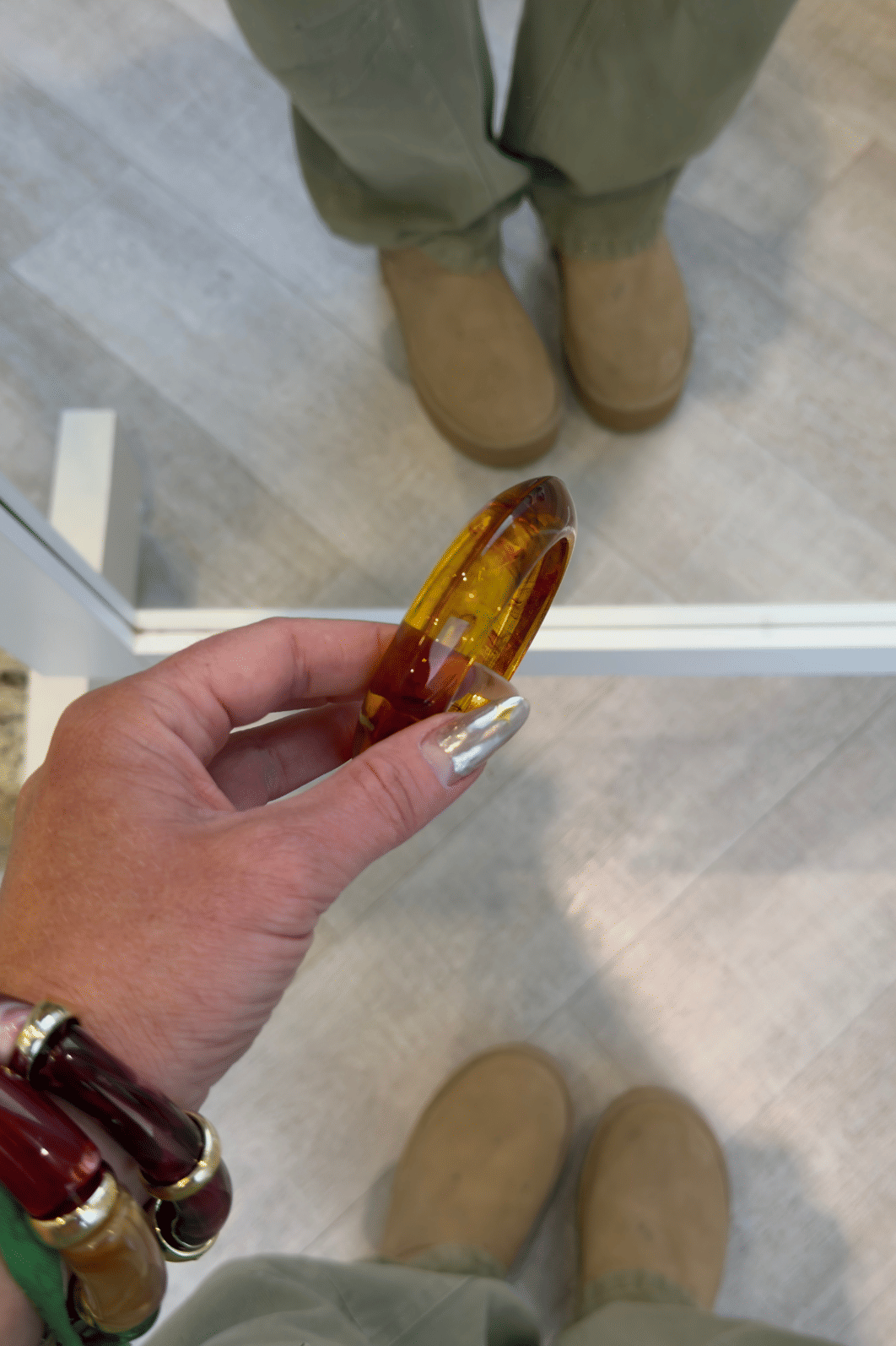 Bracelete resinado Bicolor Bracelete resinado Bicolor