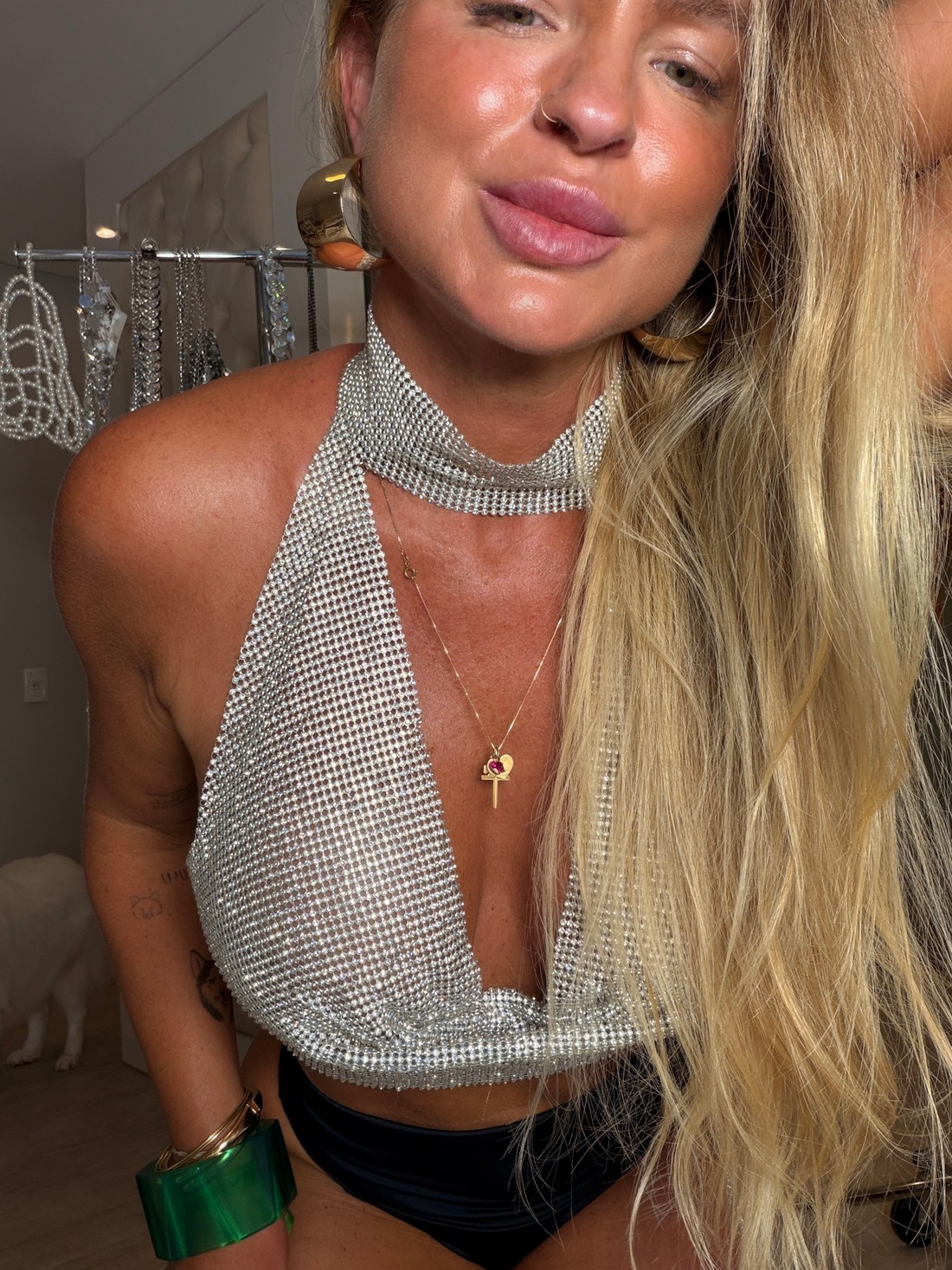 Cropped frente única malha strass Cropped frente única malha strass