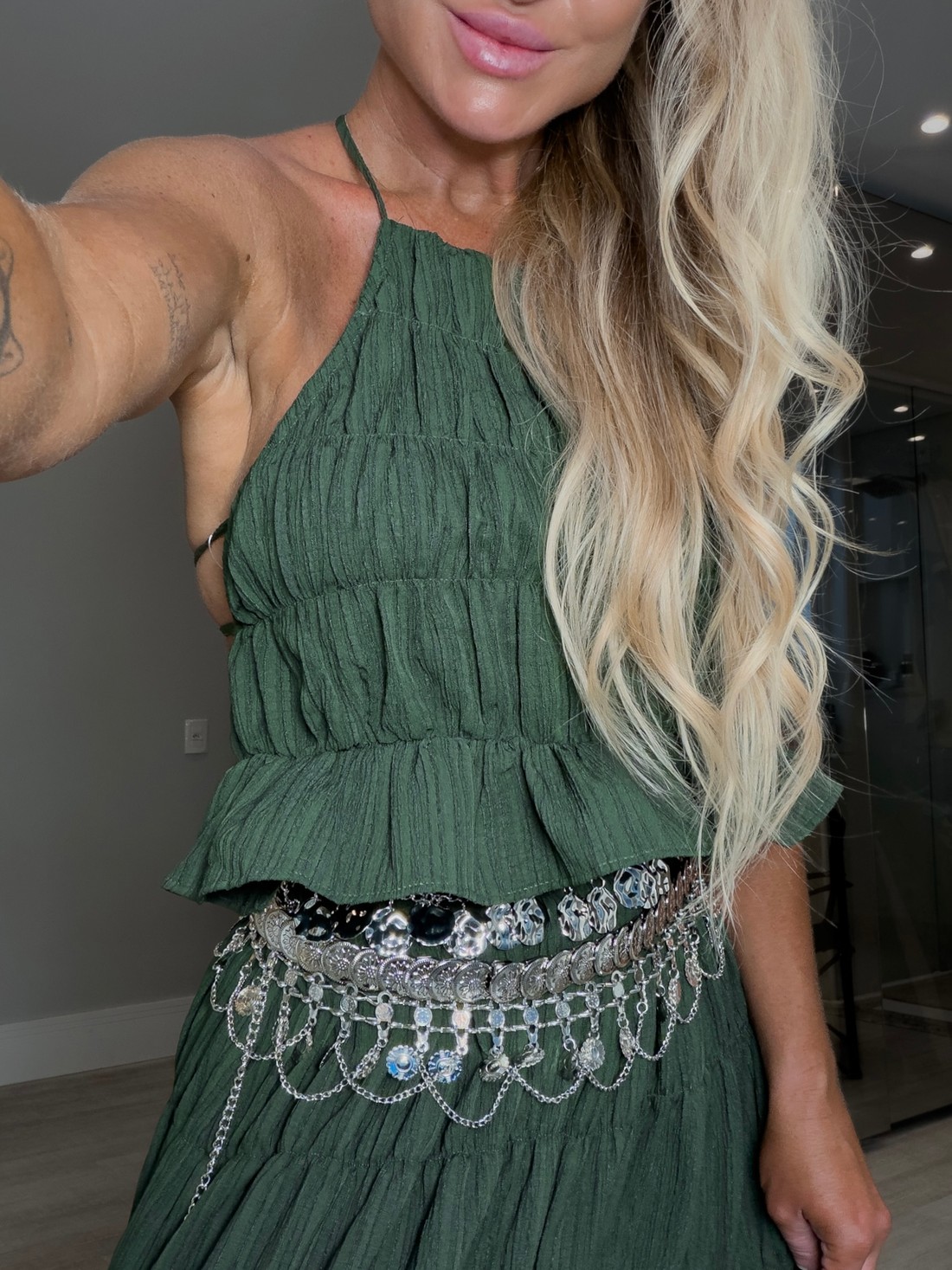 Cinto corrente com Medalhas Flor