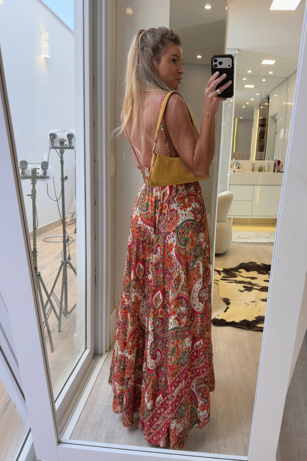 Vestido longo com detalhes bordados Indiano Vestido longo com detalhes bordados Indiano