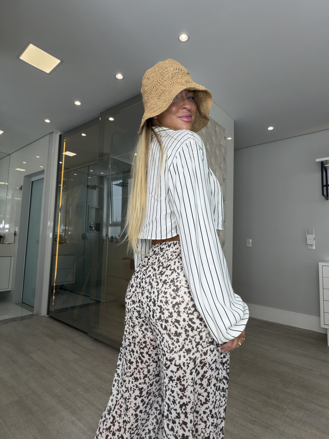 Camisa cropped estampa de listras