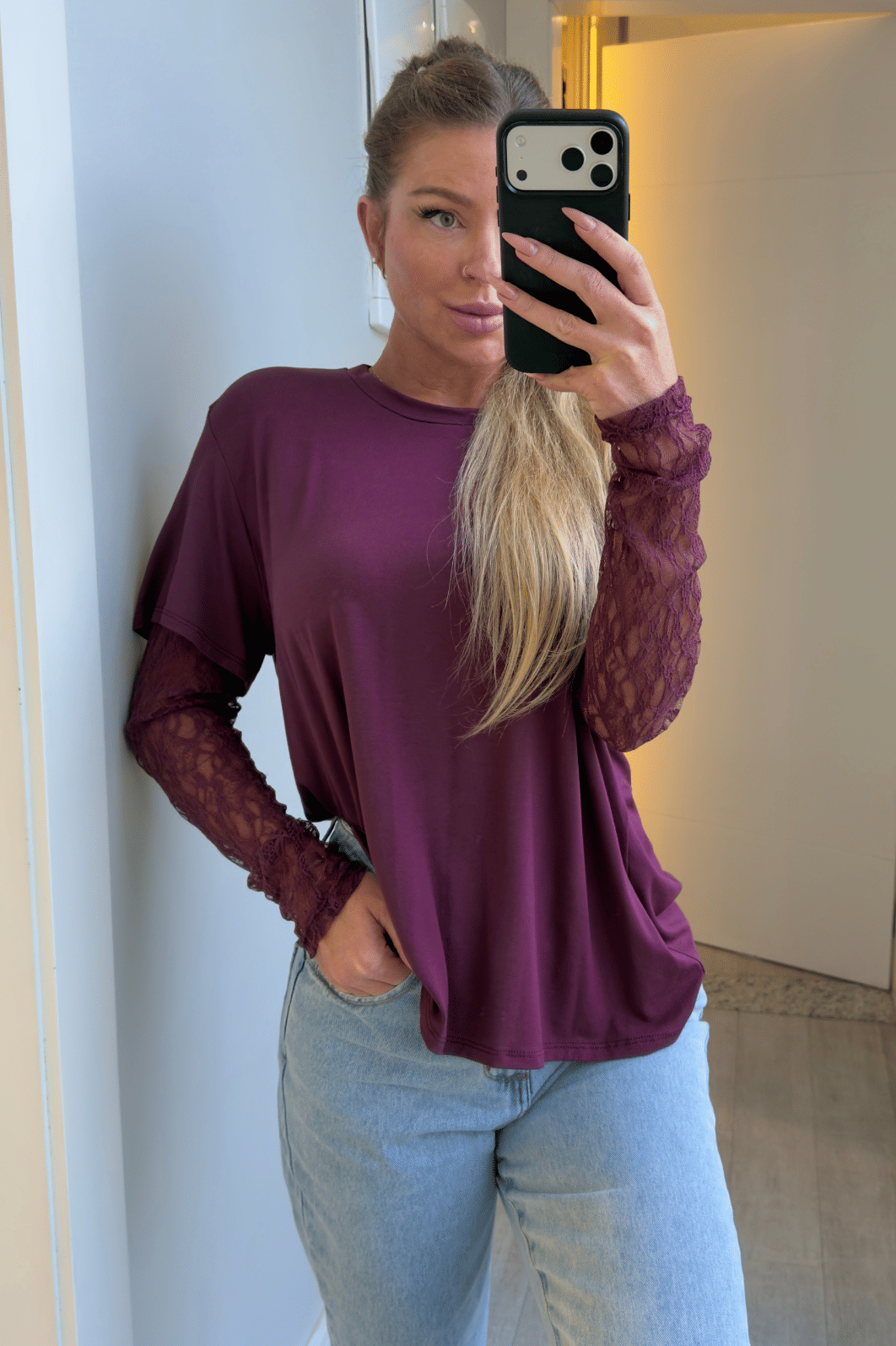 Blusa de malha VINHO com manga longa em renda Blusa de malha VINHO com manga longa em renda