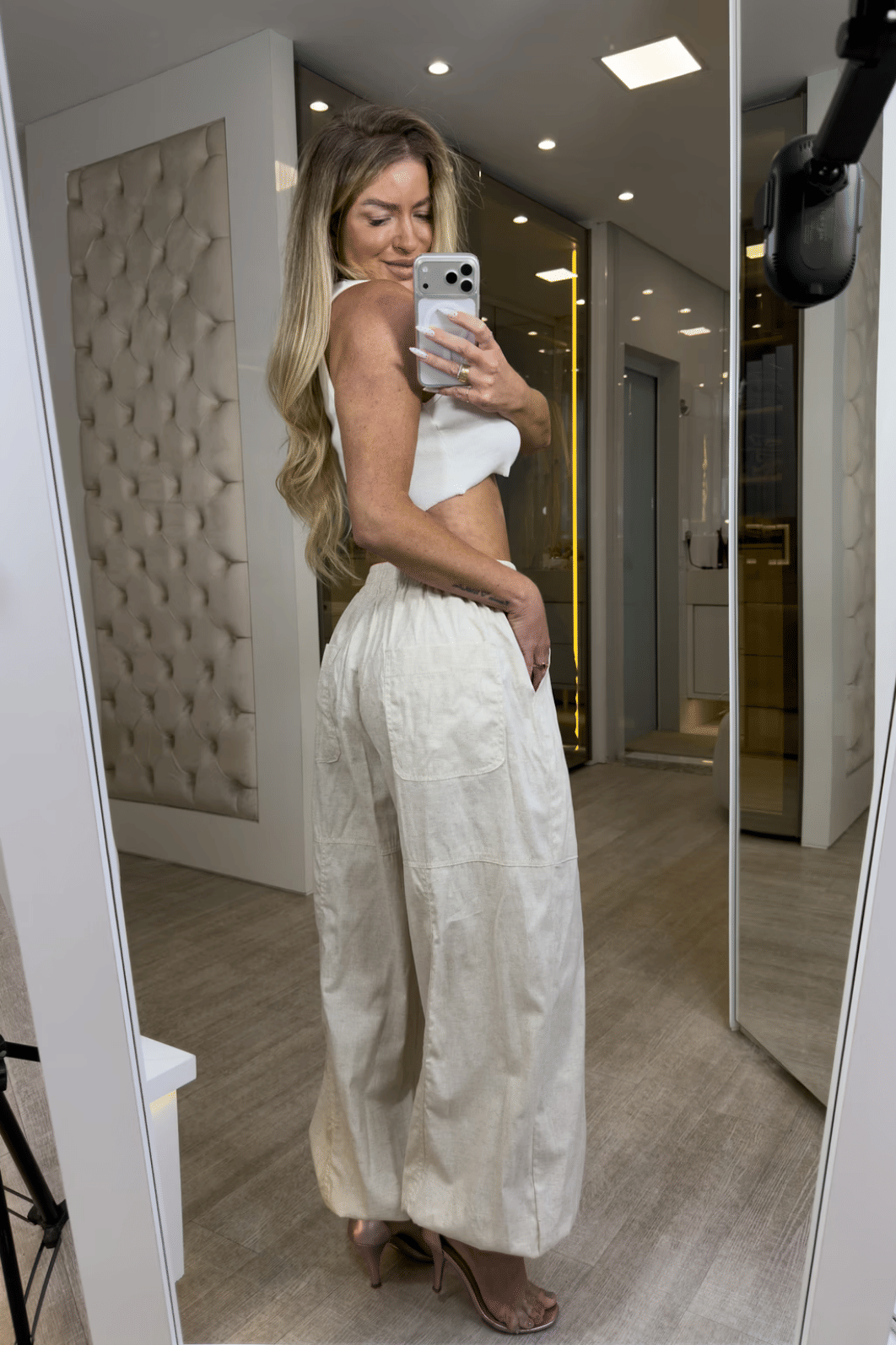 Calça em linho Jogger Mila Calça em linho Jogger Mila