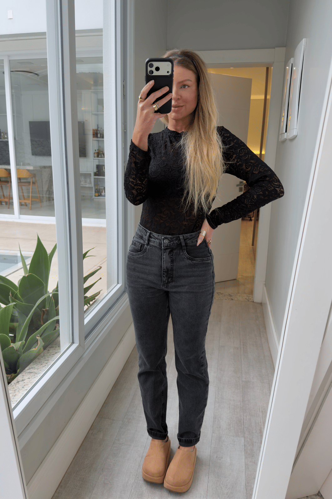 Calça jeans mom Preto Estonado Calça jeans mom Preto Estonado