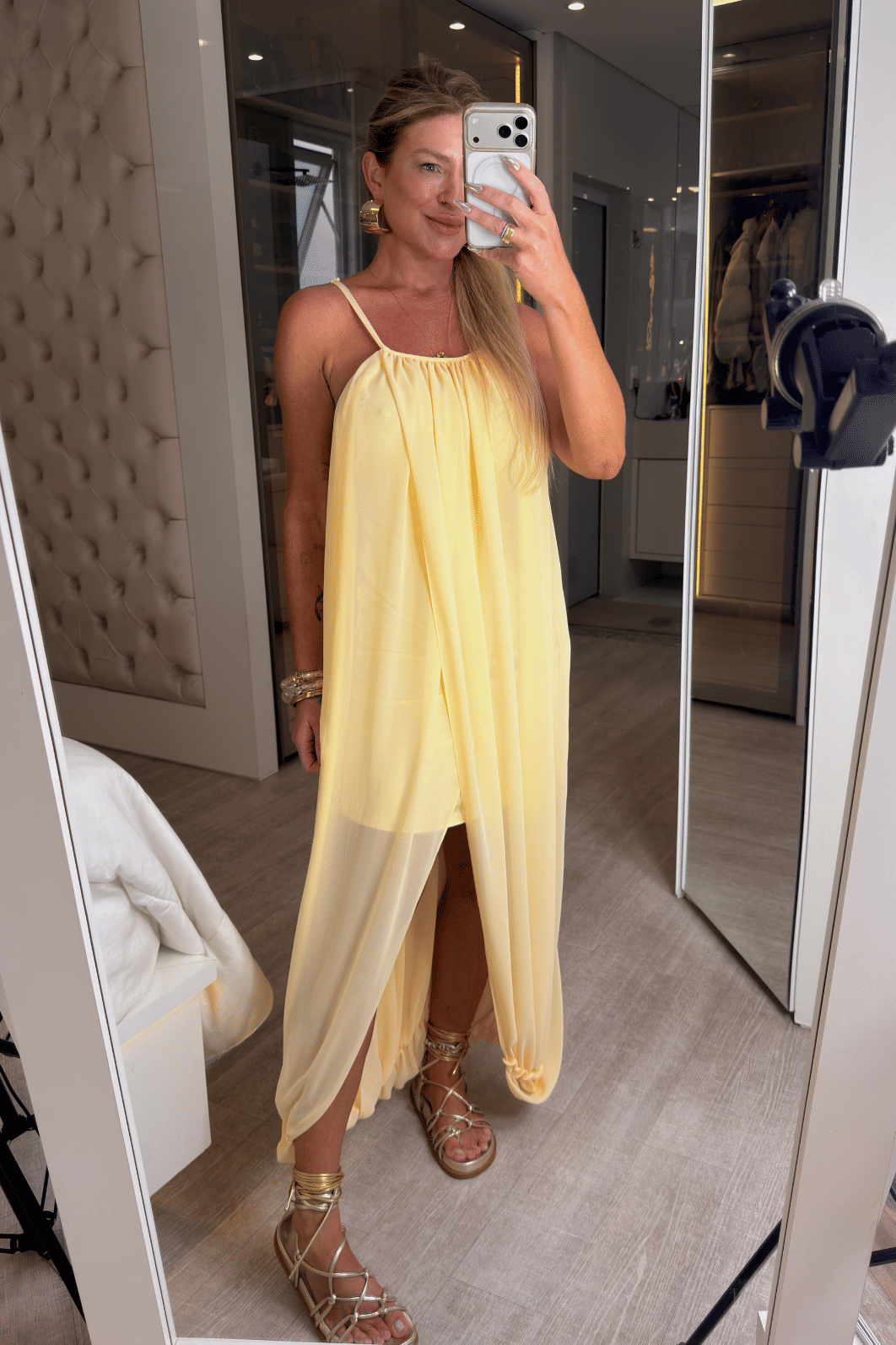 Vestido longo com abertura Aurora