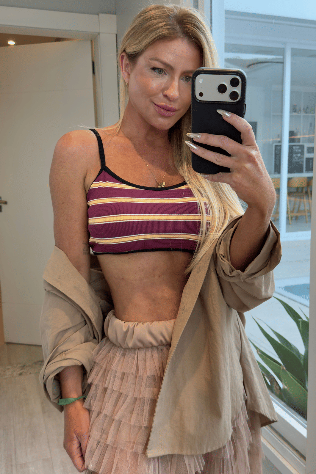 Top canelado estampa de listras bicolor Top canelado estampa de listras bicolor