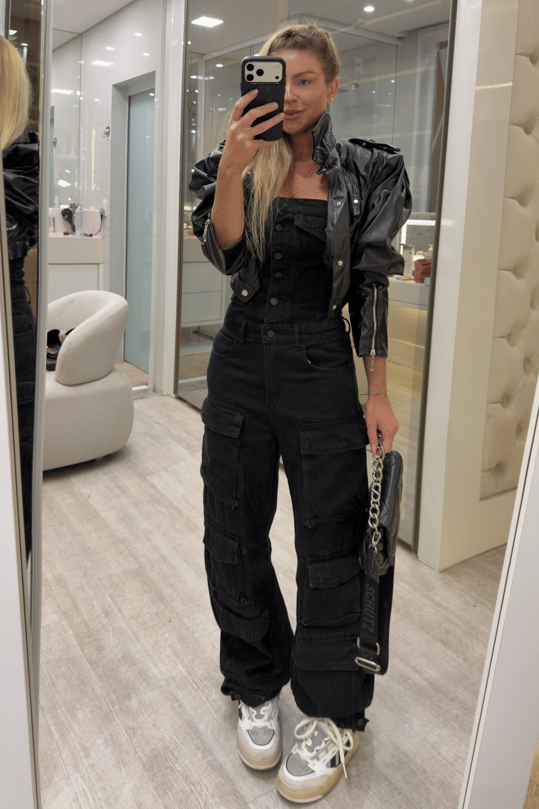 Macacão jeans Cargo Black Macacão jeans Cargo Black