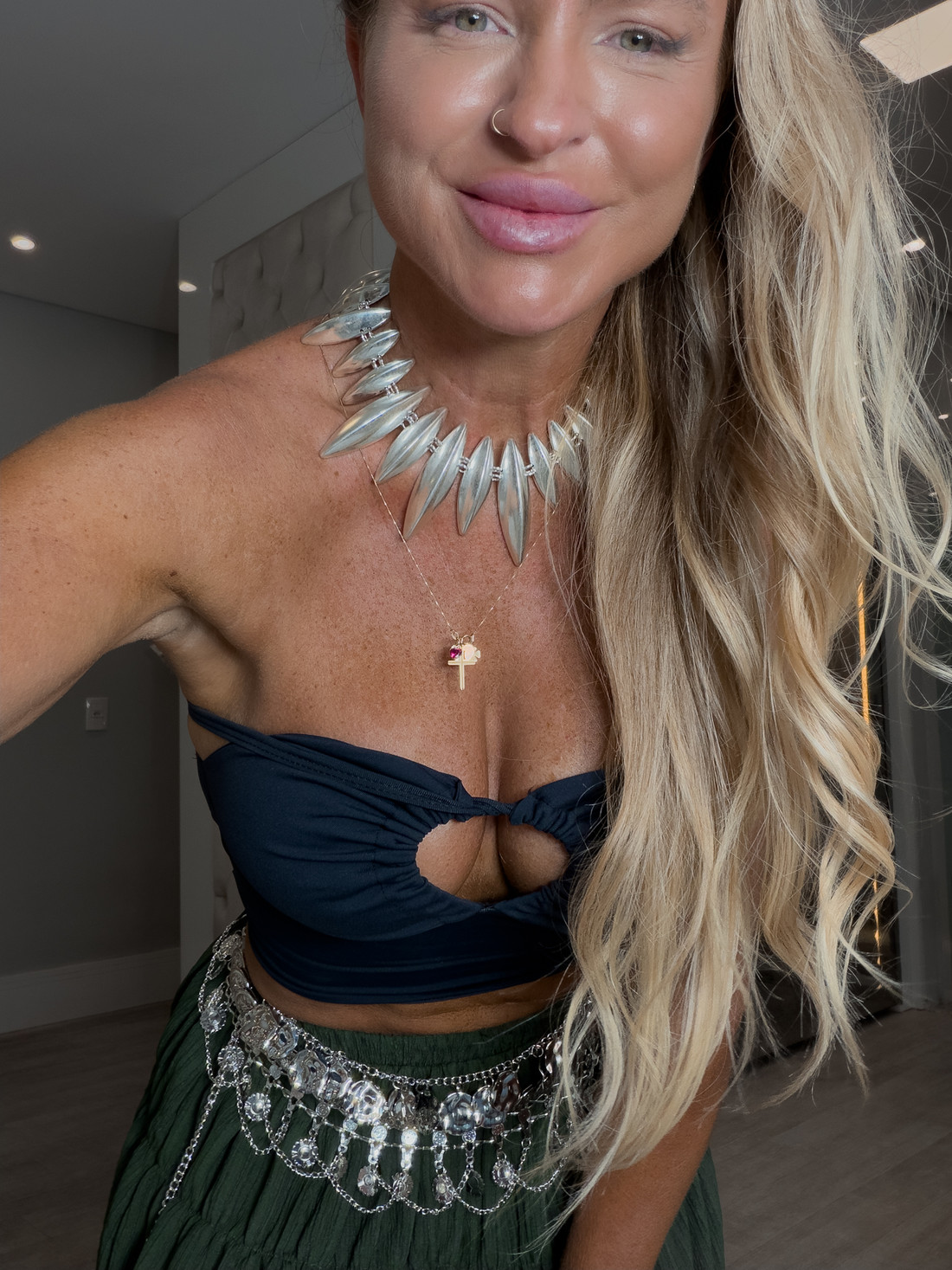 Colar choker prata Ester Colar choker prata Ester