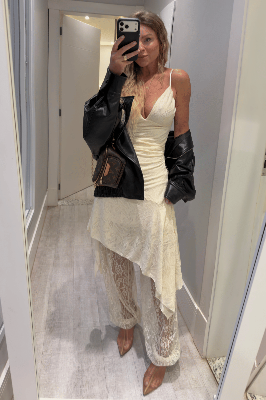 Calça Aladim em renda Bárbara Calça Aladim em renda Bárbara