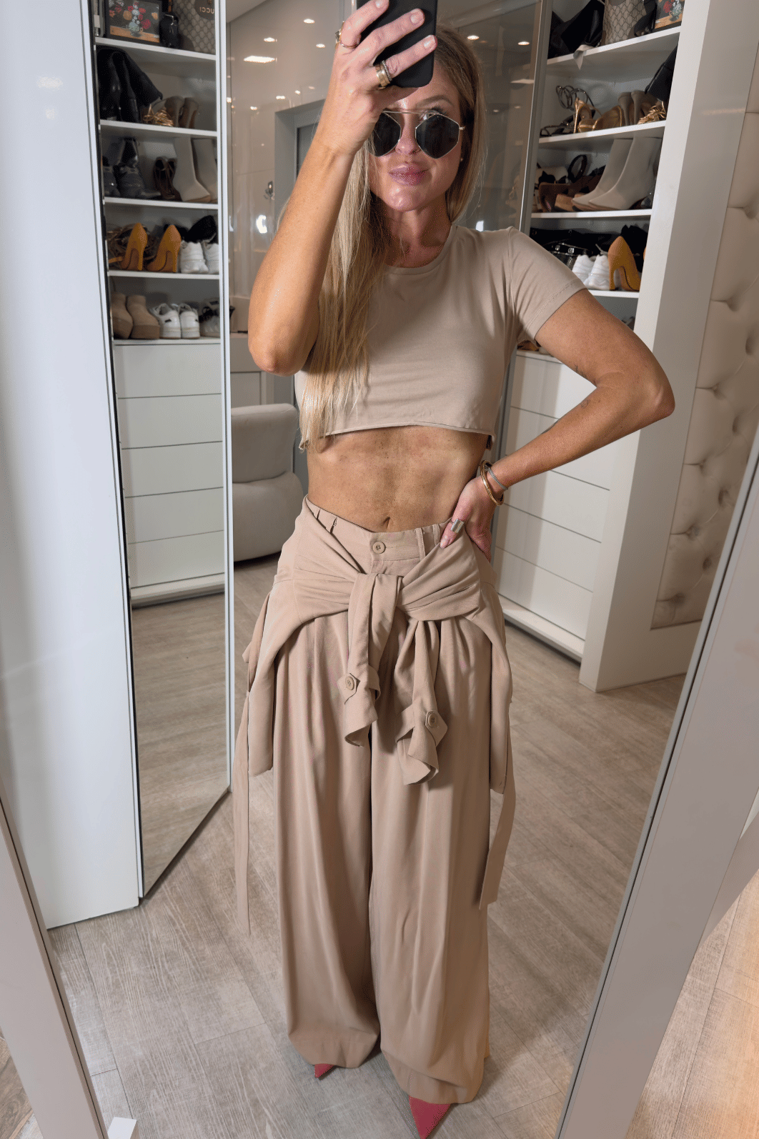 Calça pantalona alfaiataria Aline BEGE Calça pantalona alfaiataria Aline BEGE