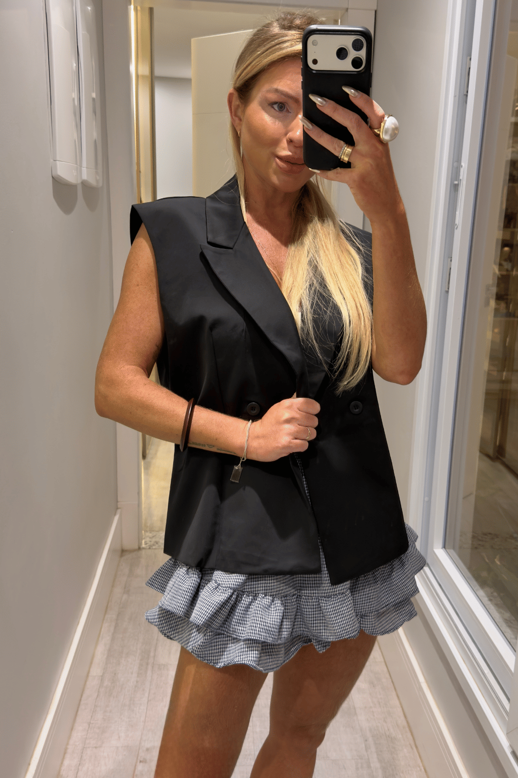 Colete alfaiataria Samantha Colete alfaiataria Samantha