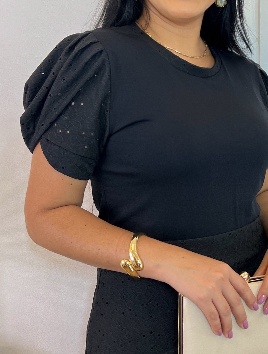 Conjunto Saia Midi e Blusa Malha Lese Conjunto Saia Midi e Blusa Malha Lese