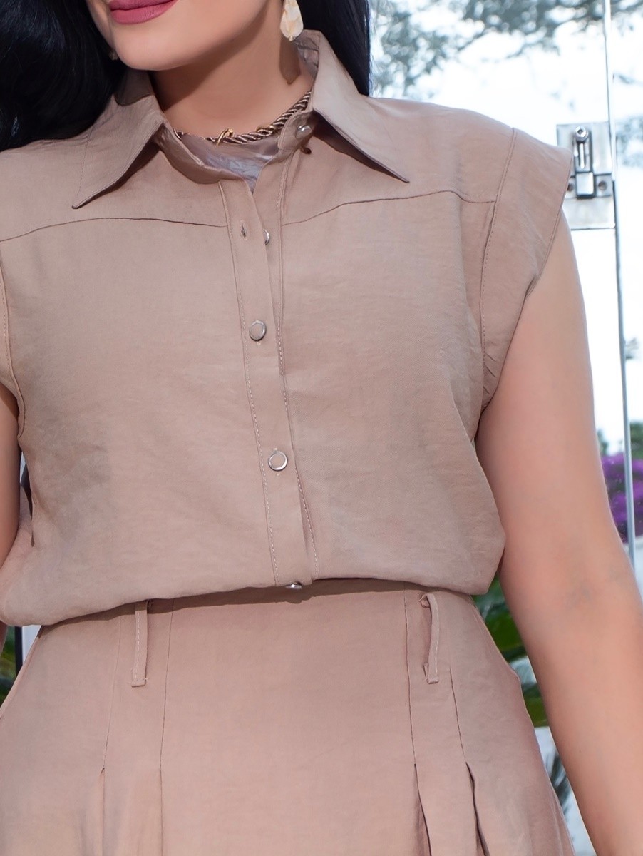 Conjunto Saia Midi E Blusa Com Botões Conjunto Saia Midi E Blusa Com Botões