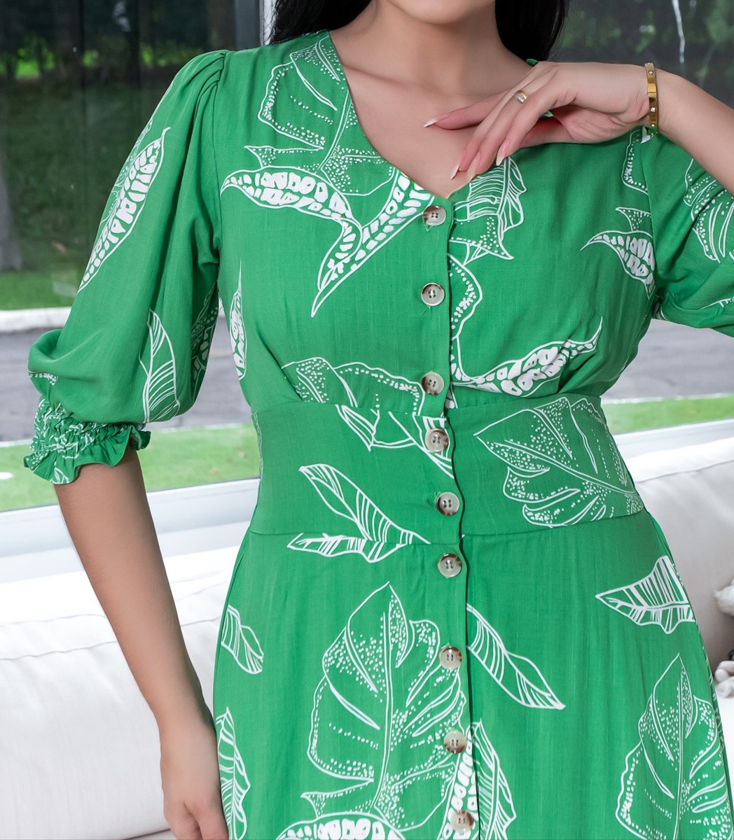 Vestido Longo Com Manga 3/4 e Botões Vestido Longo Com Manga 3/4 e Botões