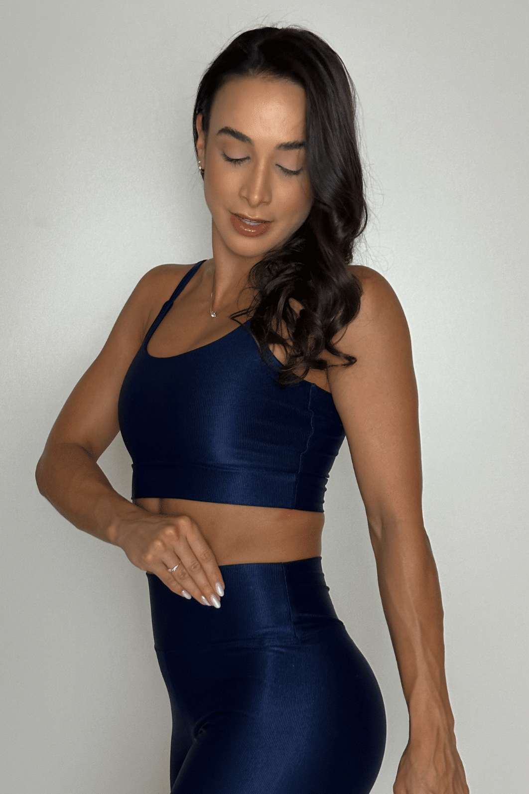 Conjunto Legging Canelado Azul Marinho + Top Alcinha Conjunto Legging Canelado Azul Marinho + Top Alcinha
