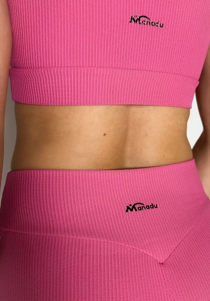 Conjunto Legging Eleve Rosa Carmim Canelado + Top com Elastico na Alça Conjunto Legging Eleve Rosa Carmim Canelado + Top com Elastico na Alça