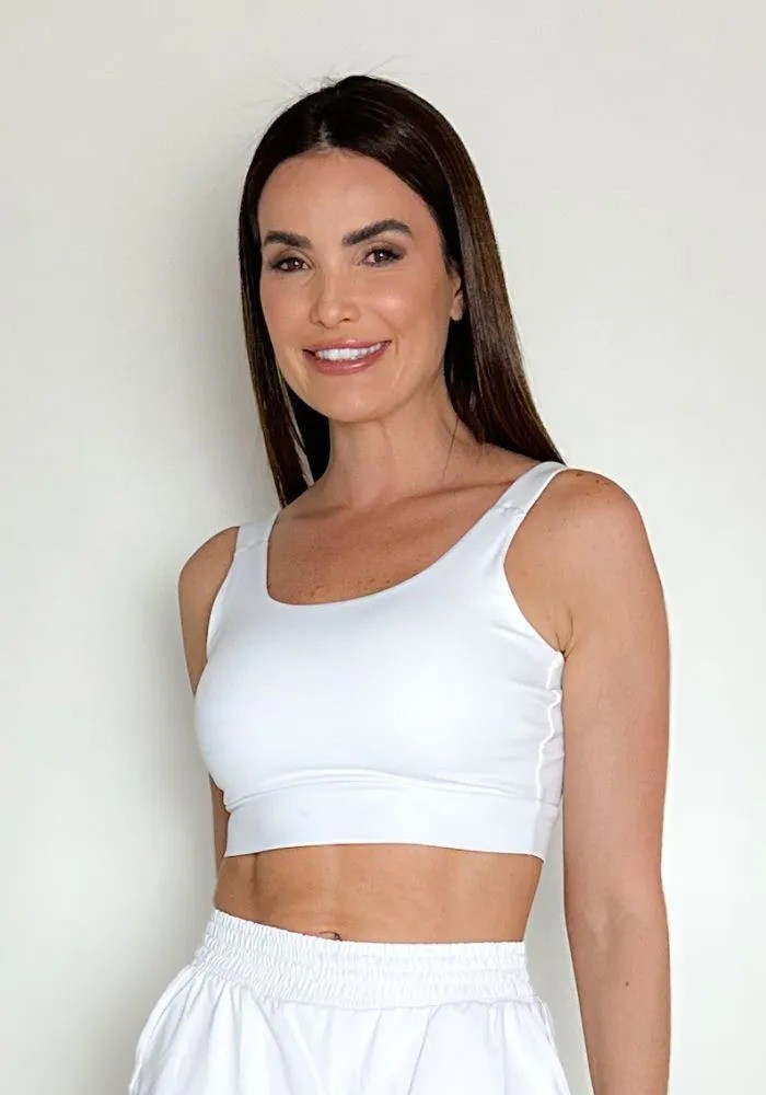 Conjunto Shorts Sobreposto Branco + Top Alça Larga com Elástico Conjunto Shorts Sobreposto Branco + Top Alça Larga com Elástico