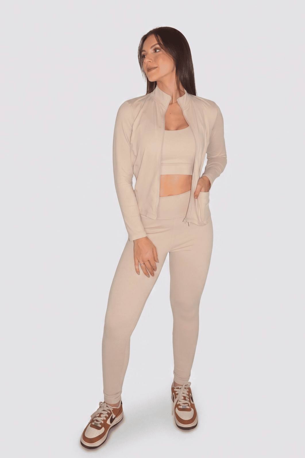 Legging Shape modelo levanta bumbum cor Nude