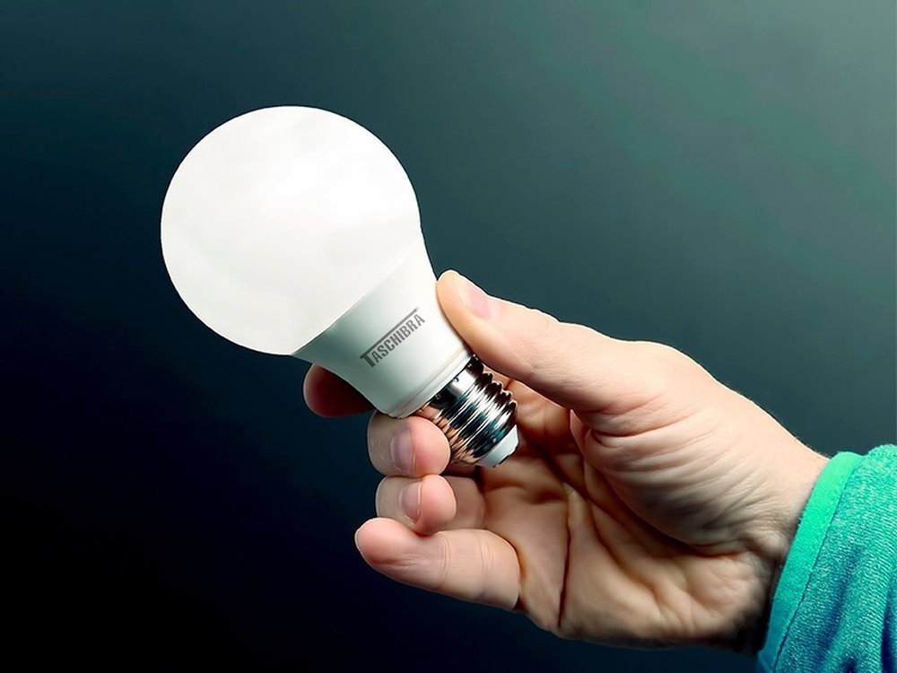 Kit Com 20Pçs Lâmpada Led 12W TKL80 6500K Taschibra Kit Com 20Pçs Lâmpada Led 12W TKL80 6500K Taschibra