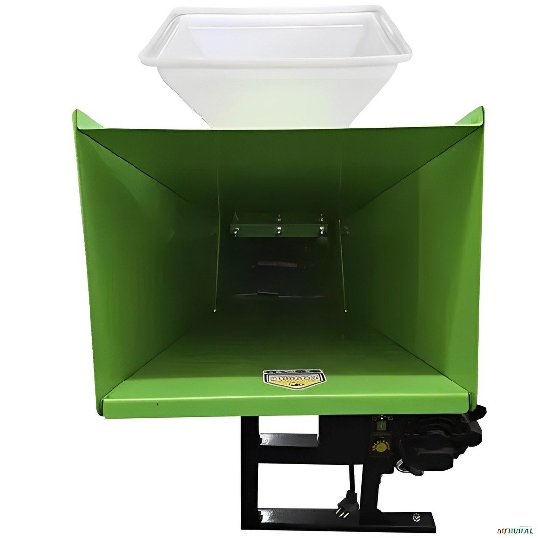 Triturador Forrageiro TRF-300 Super Trapp Com Motor 2HP Monofásico 220V Triturador Forrageiro TRF-300 Super Trapp Com Motor 2HP Monofásico 220V