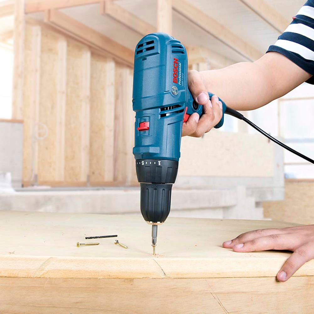 Parafusadeira/Furadeira Profissional GSR 7-14E 220V Parafusadeira/Furadeira Profissional GSR 7-14E 220V