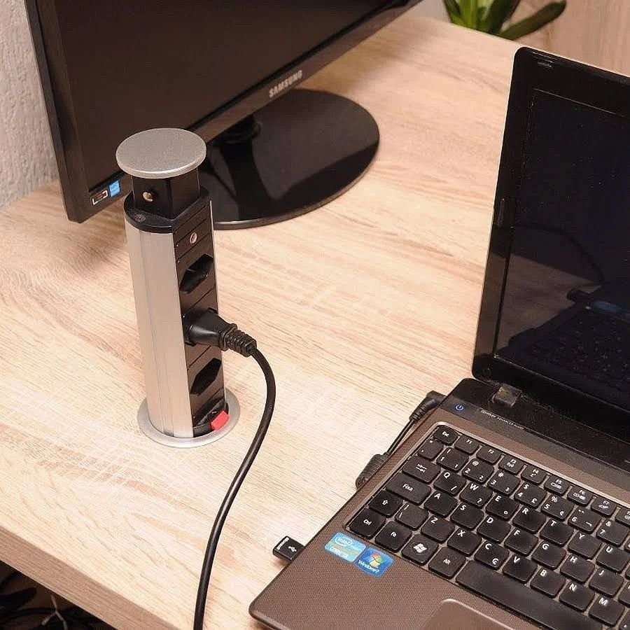 Torre Click Com 3 Tomadas