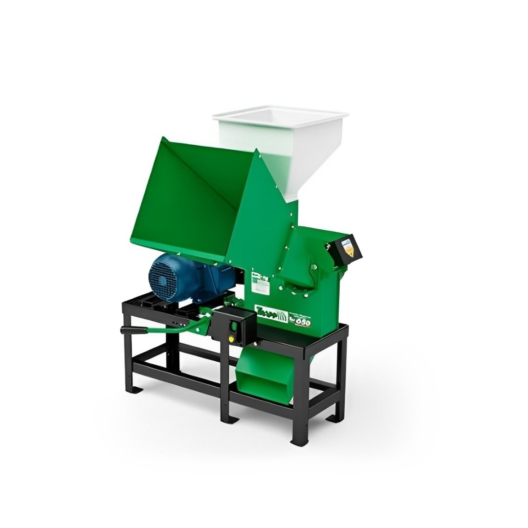 Triturador Forrageiro TRF-650 Com Motor 5CV Monofásico 220V Trapp
