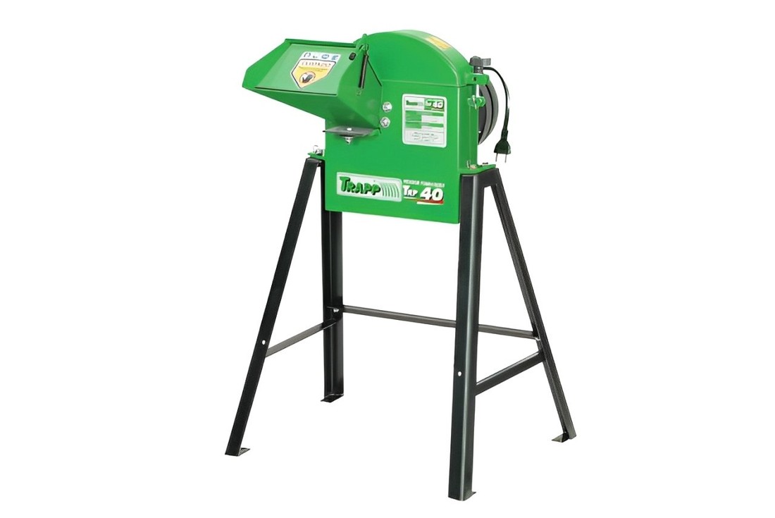 Triturador Forrageiro TRP-40 Com Motor 1.5 CV Bivolt 110V/220V Trapp