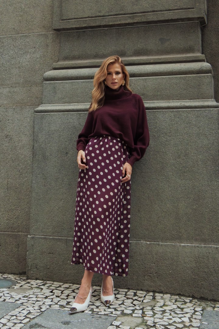 Blusa de tricot com gola uva Blusa de tricot com gola uva