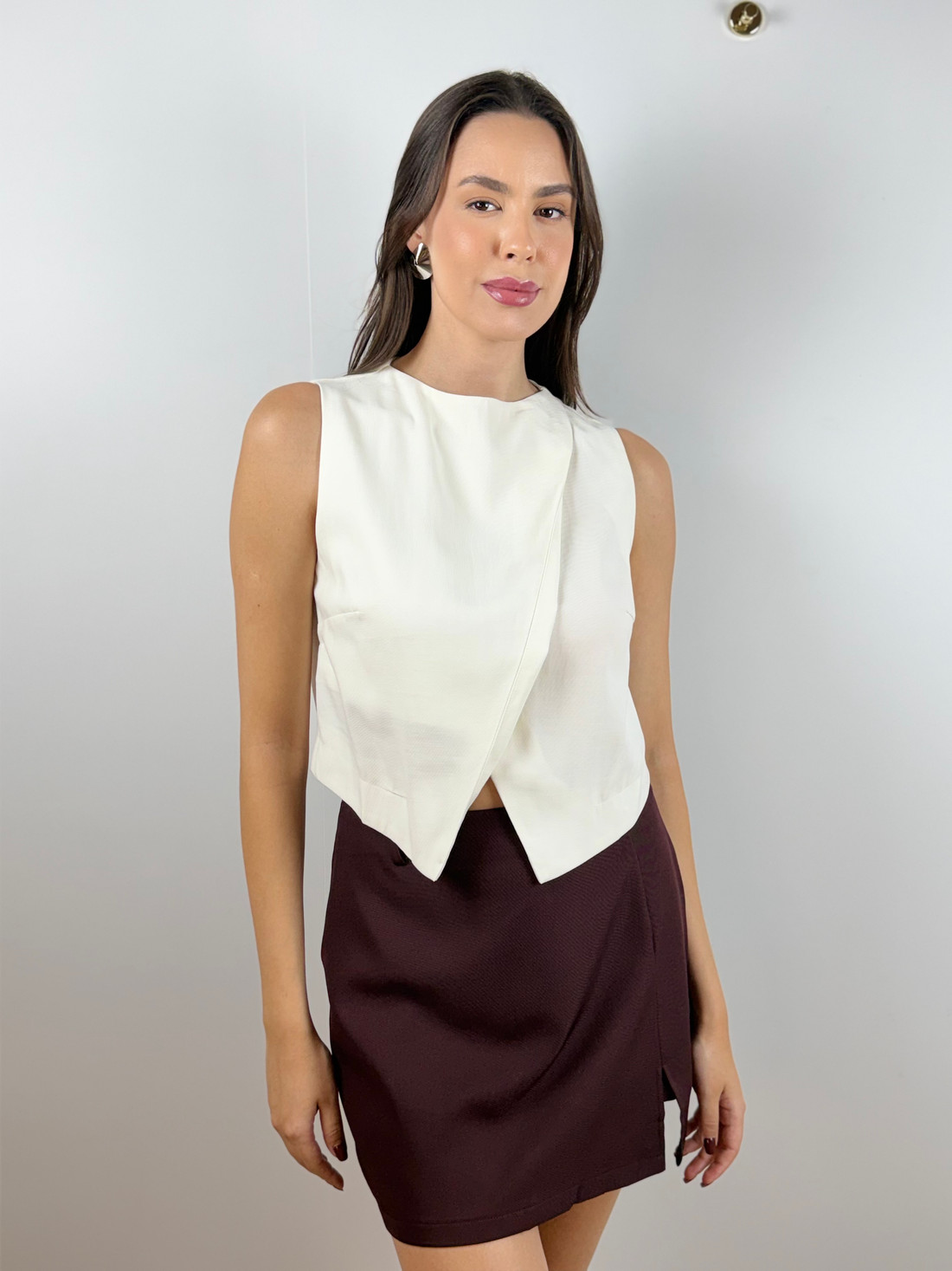 Blusa cru detalhe pontas Blusa cru detalhe pontas