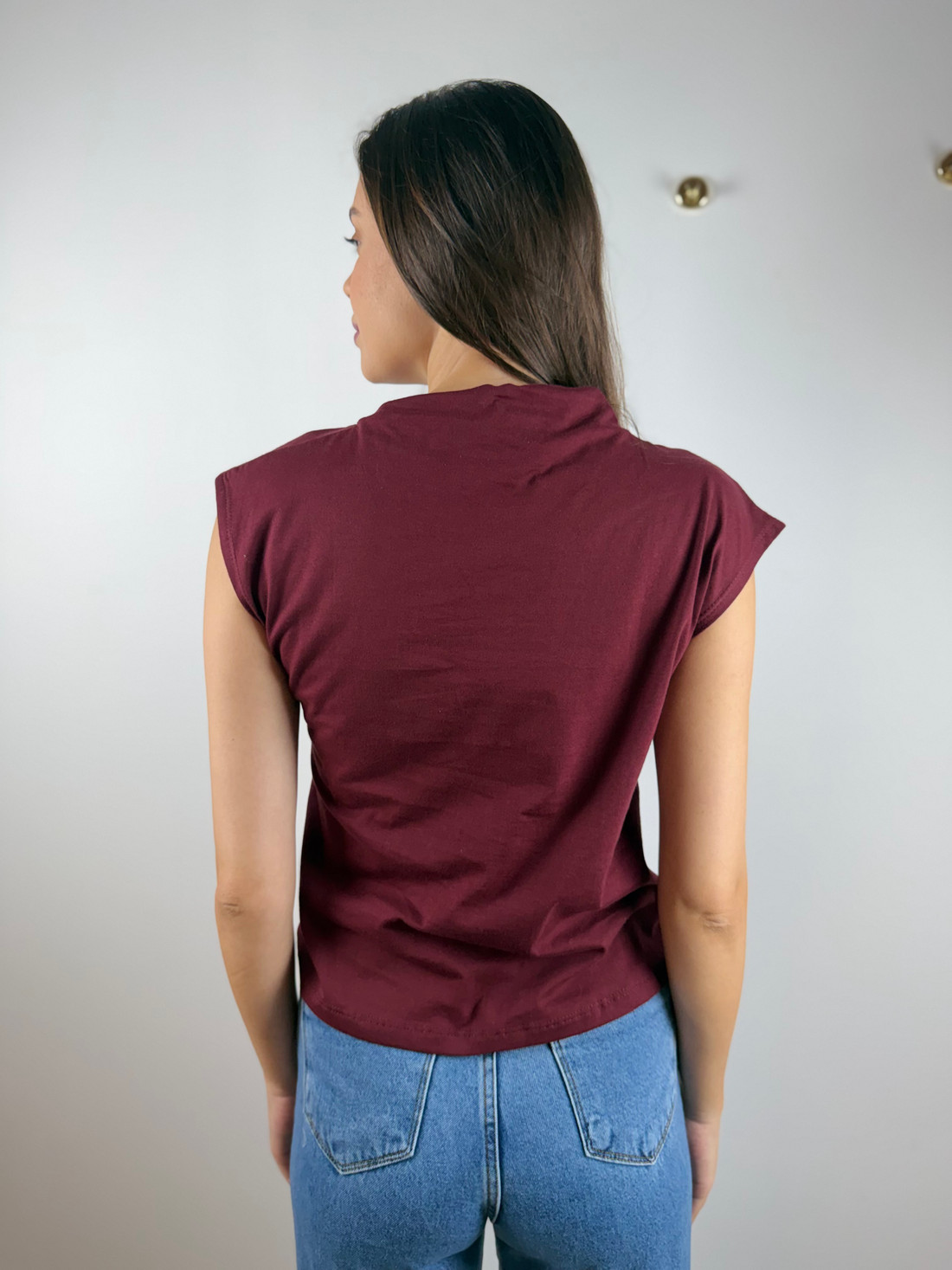 Blusa em algodão com drapeado bordô Blusa em algodão com drapeado bordô