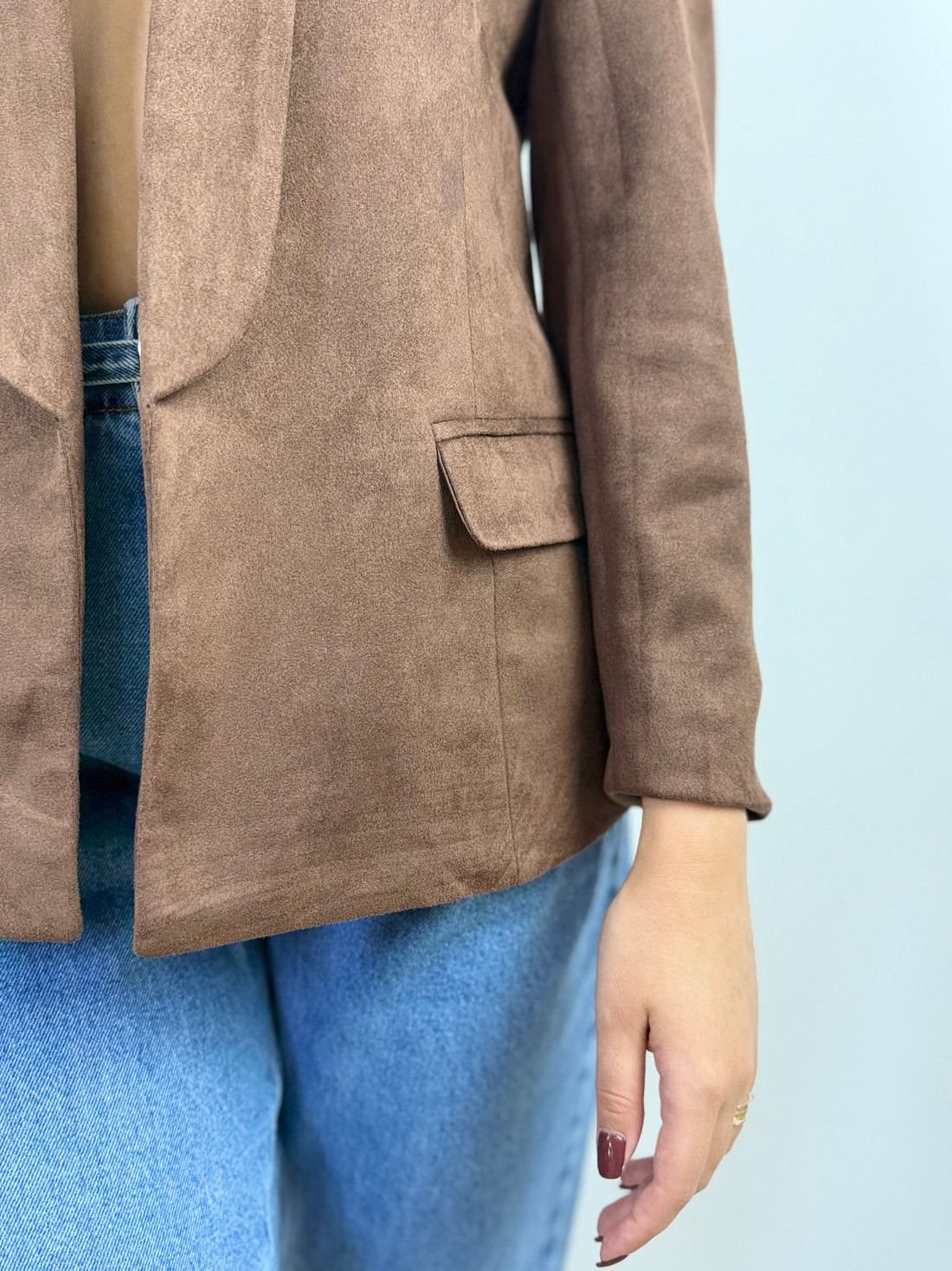 Blazer em suede lapela ampla marrom Blazer em suede lapela ampla marrom