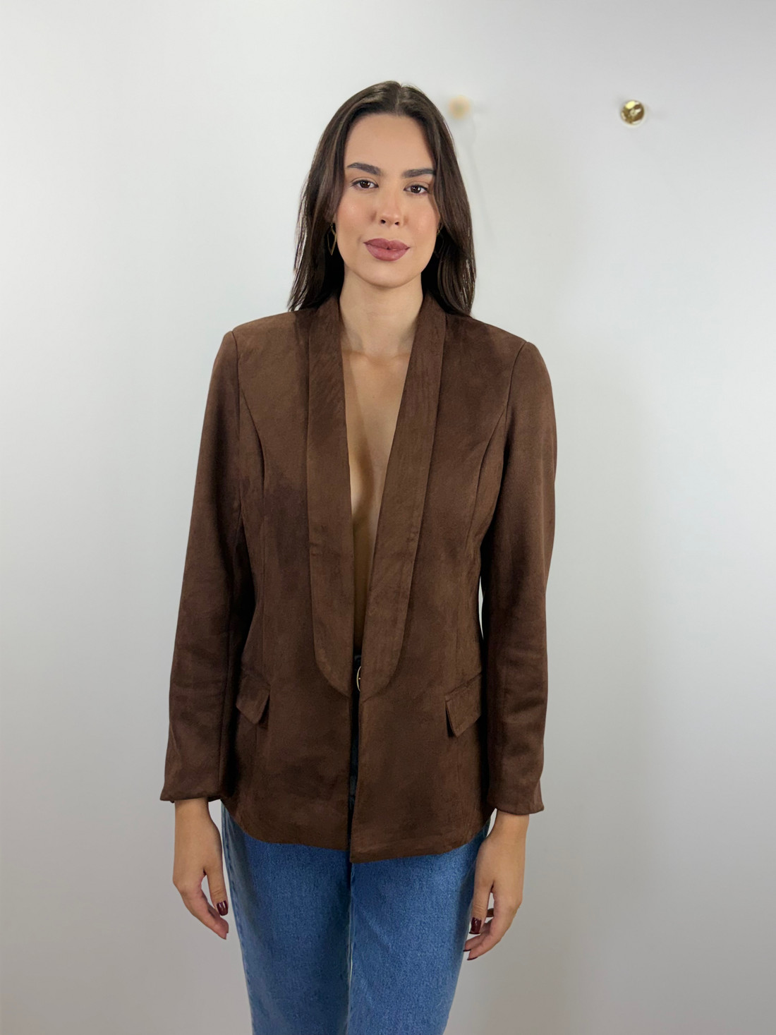Blazer em suede lapela ampla marrom Blazer em suede lapela ampla marrom