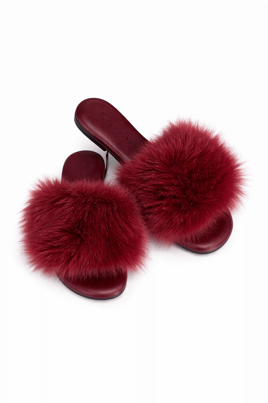 Flat com pelo marsala Flat com pelo marsala