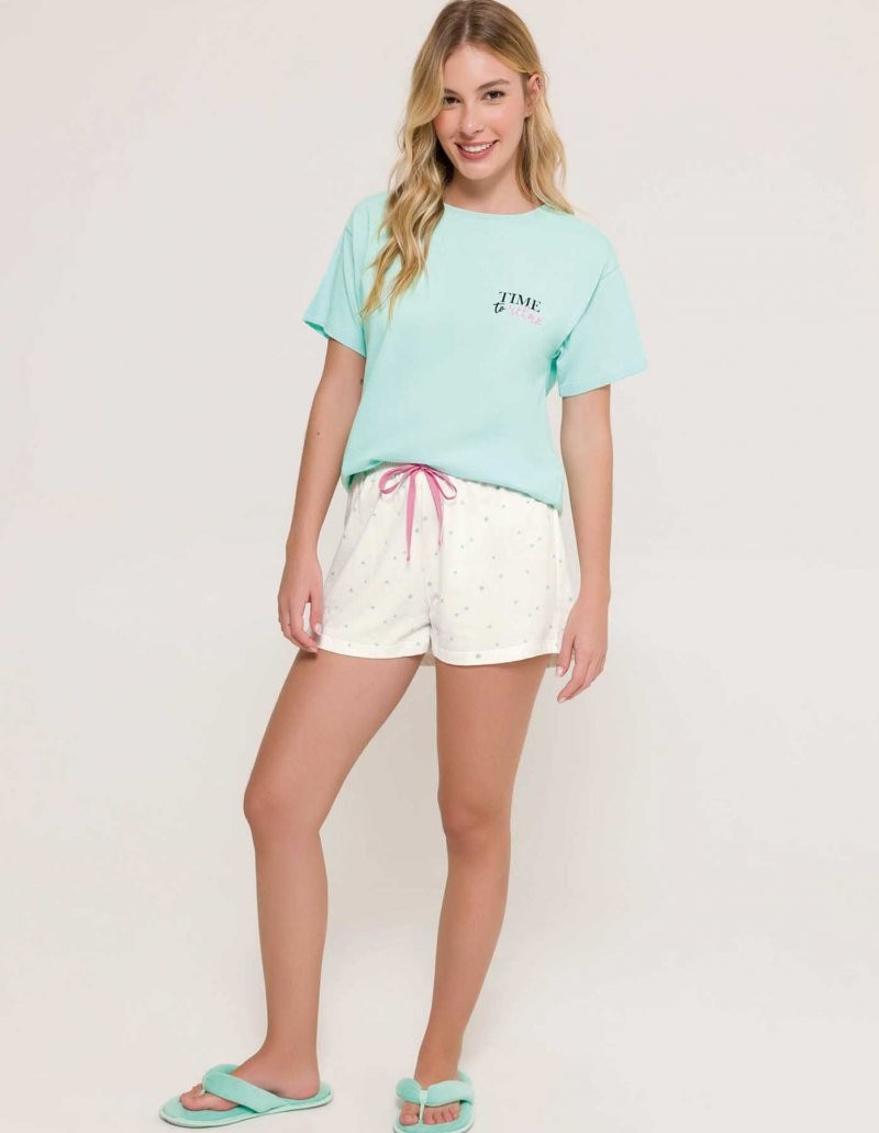 Pijama Feminino Manga Curta com Shorts