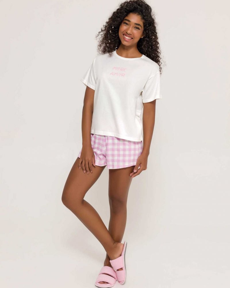 Pijama Feminino Manga Curta com Shorts