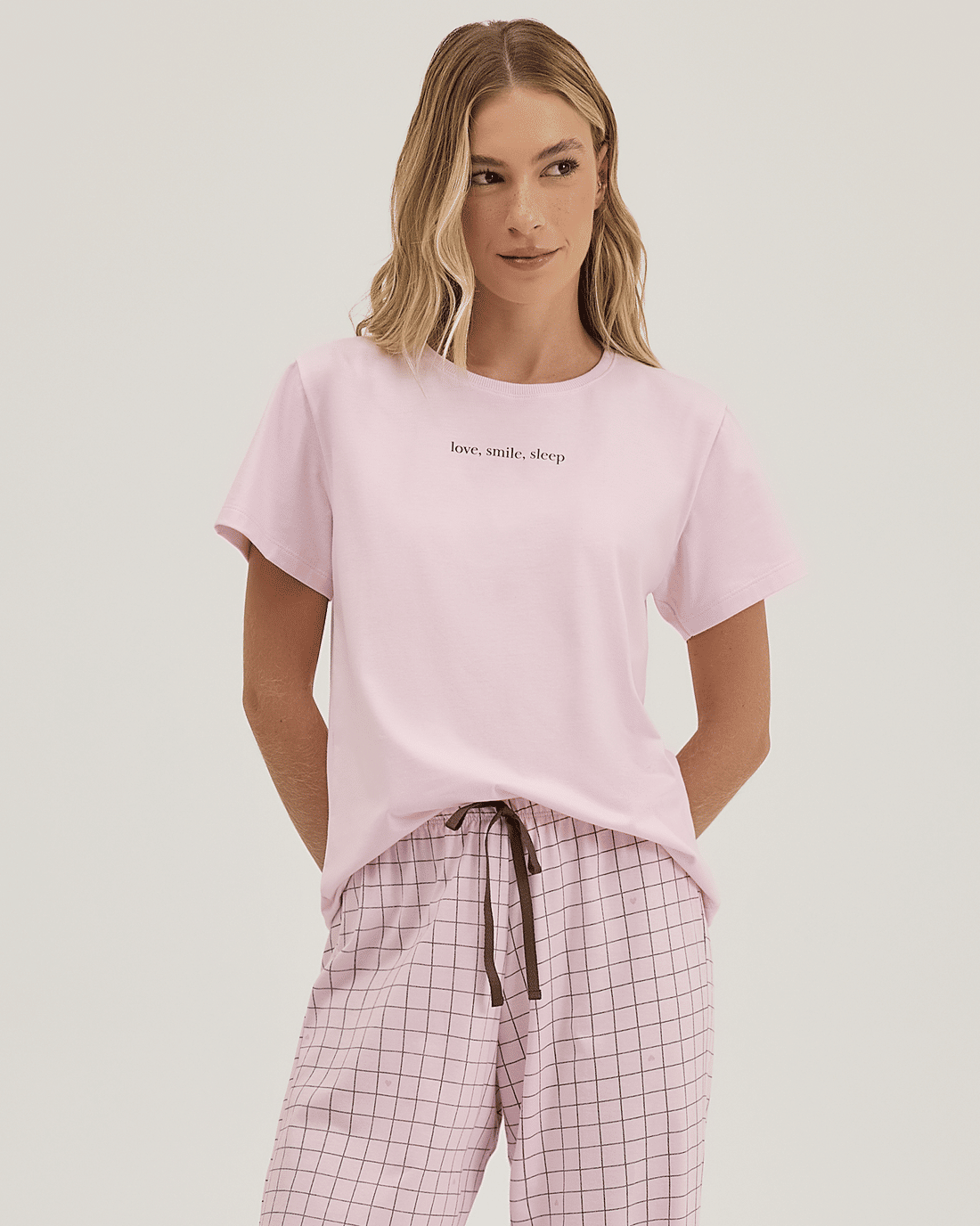 Pijama Feminino Manga Curta Com Calça Pijama Feminino Manga Curta Com Calça