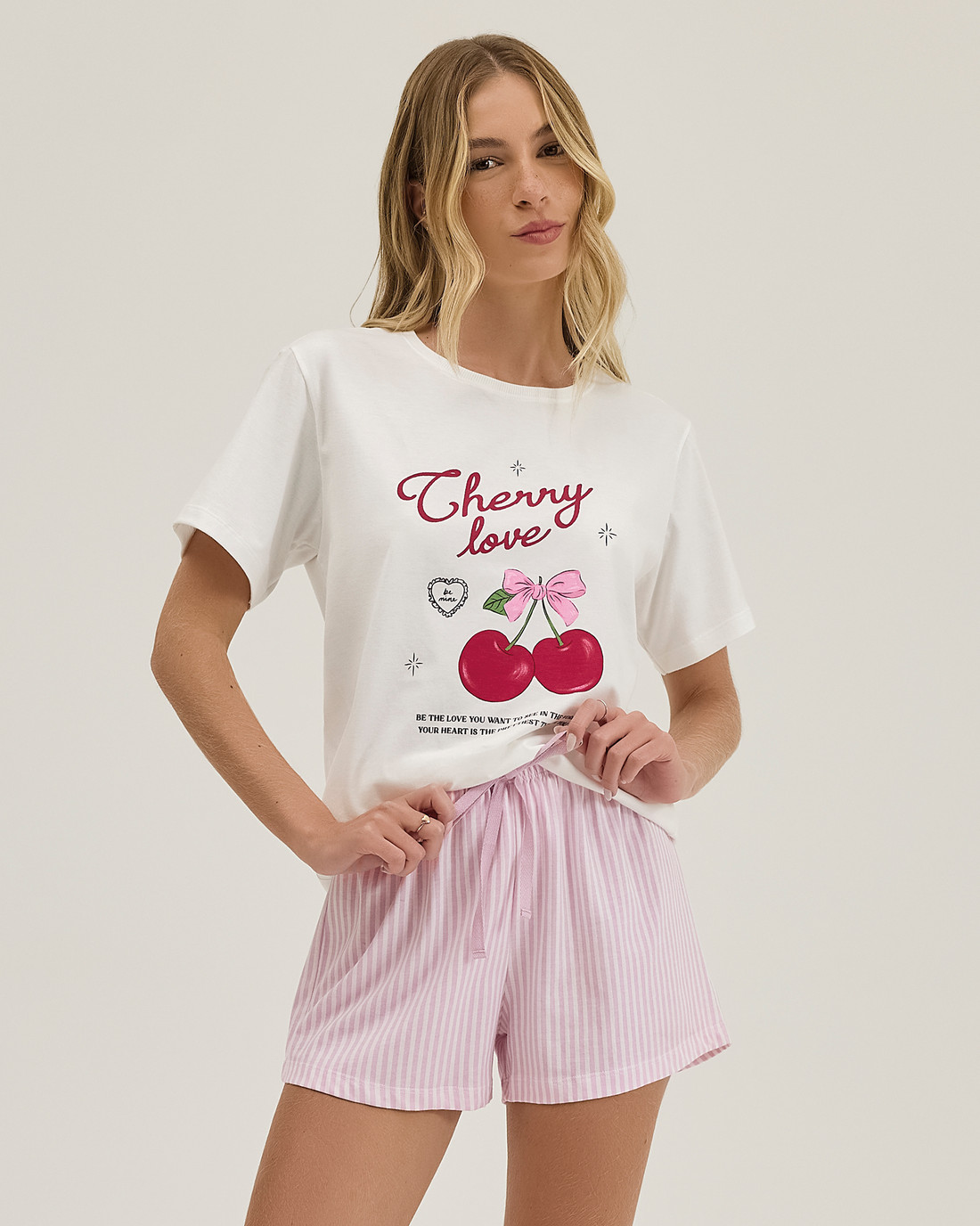 Pijama Feminino Manga Curta Com Shorts Pijama Feminino Manga Curta Com Shorts
