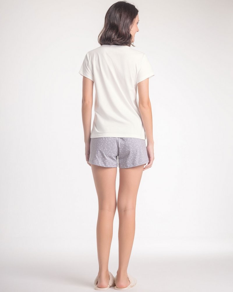 Pijama Feminino Manga Curta com Shorts