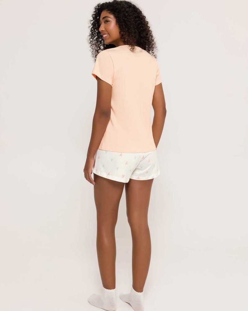 Pijama Feminino Manga Curta com Shorts