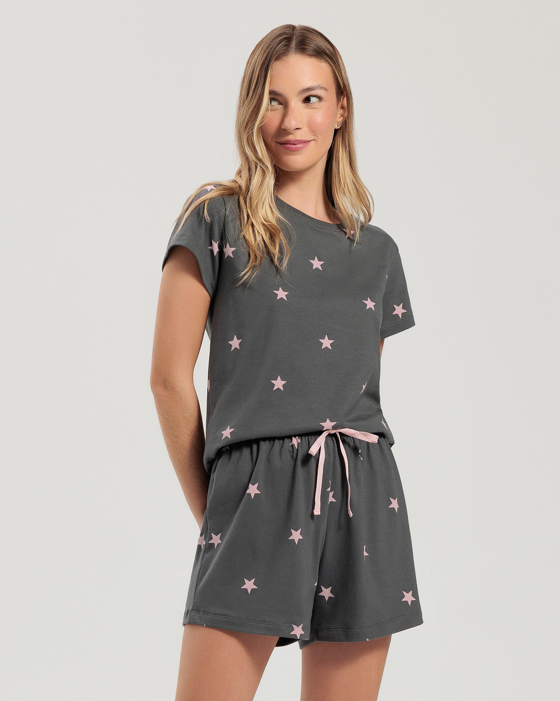 Pijama Feminino Manga Curta Com Shorts Pijama Feminino Manga Curta Com Shorts